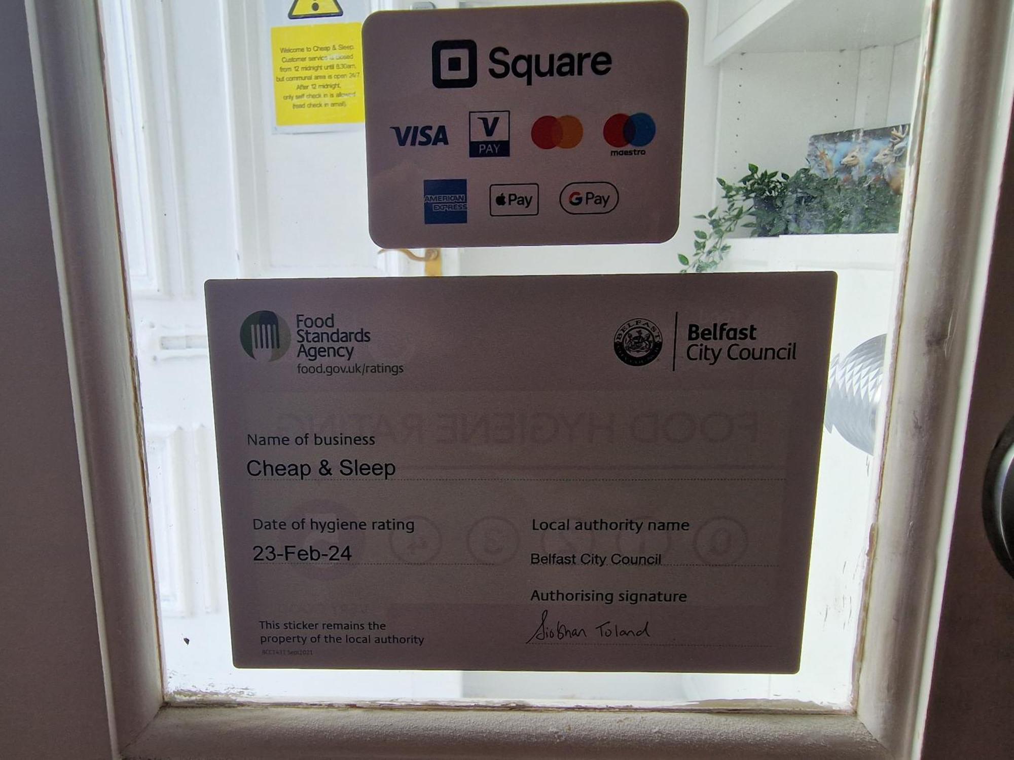 Aunty Katie'S House, Ni Tourist Board Certified & Located On The Main Oldpark Road To Belfast, With Free Continental Breakfast & Free Ultra Fast Sky Internet, Free Sky Sports & Free Sky Cinema, Self-Check In After 10Pm Gmt Hostel Exterior photo